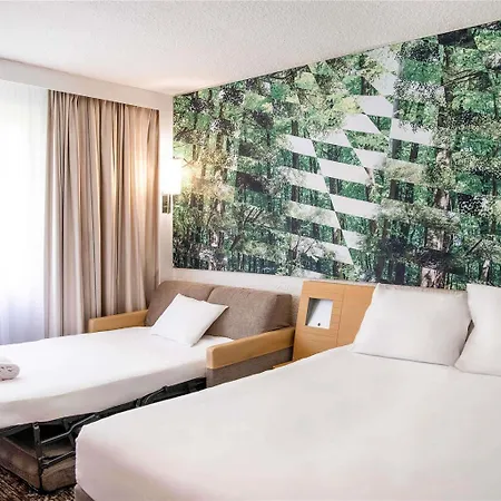 Novotel Bordeaux Hotel 4*