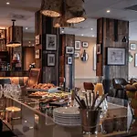 Novotel Bordeaux 4*