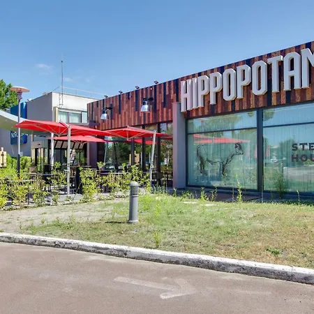 酒店 波尔多梅里尼亚克诺富特酒店