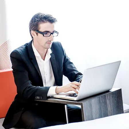 Novotel Bordeaux Hotel 4*