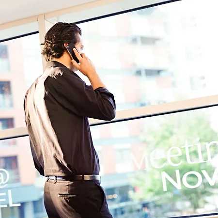 Готель Novotel Bordeaux 4*