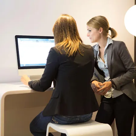 Hotel Novotel Bordeaux 4*