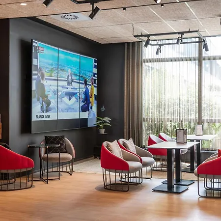 Novotel Bordeaux Hotel 4*