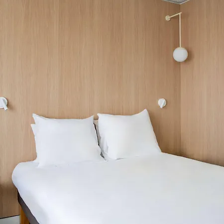 Hotel Novotel Bordeaux 4*