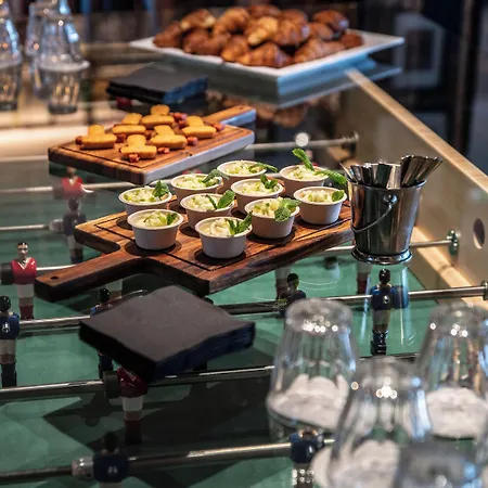 Novotel Bordeaux 4*