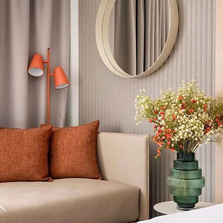 Novotel Bordeaux Otel 4*