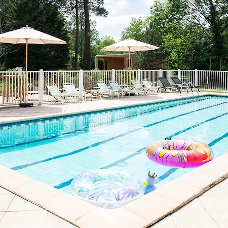 מלון Novotel Bordeaux