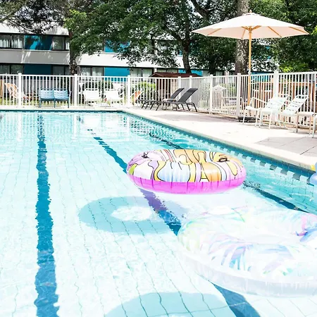 Novotel Bordeaux מלון 4*