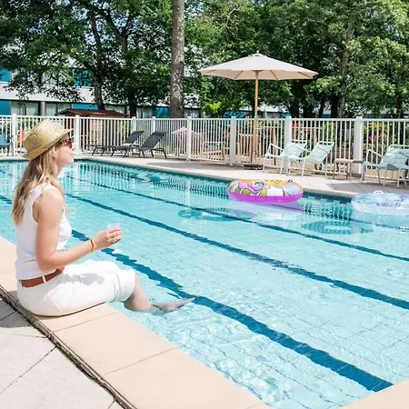 Novotel Bordeaux Hotel 4*